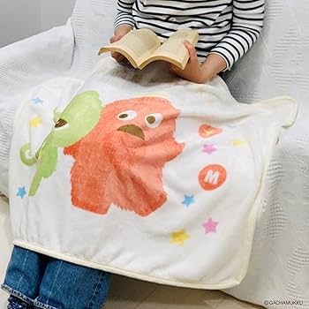 Amazon｜MORIPiLO ガチャピンムック 膝掛け ブランケット (仲良し